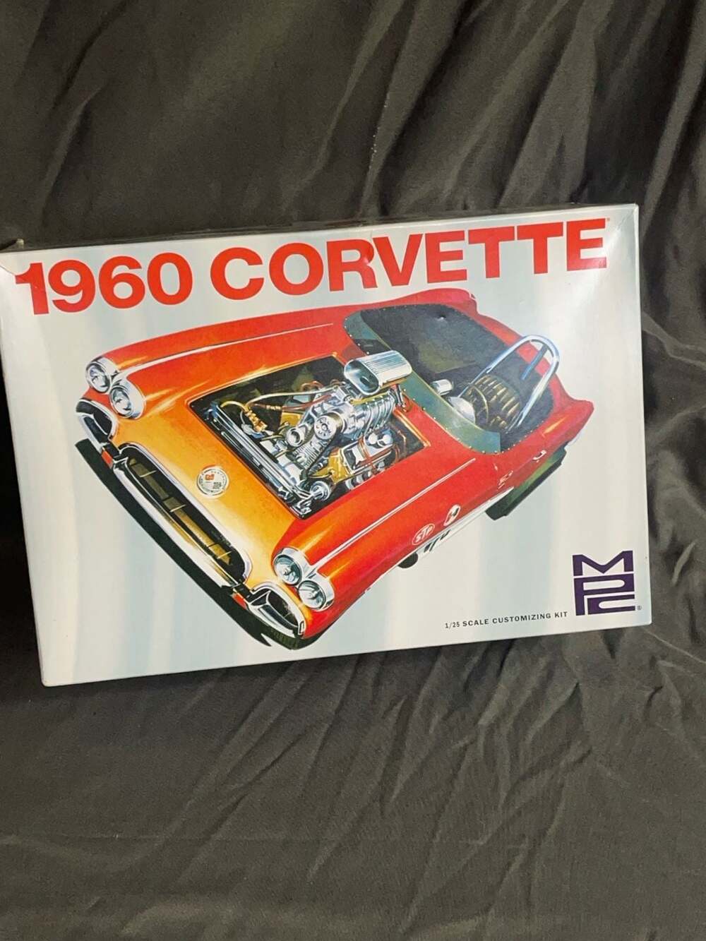 NEW bags are sealed MPC 1960 Corvette 1/25 Scale Customizing Model Kit MPC830/12